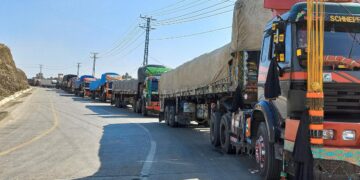 Pakistan exporters face huge losses as border crossing with Afghanistan shut for five days