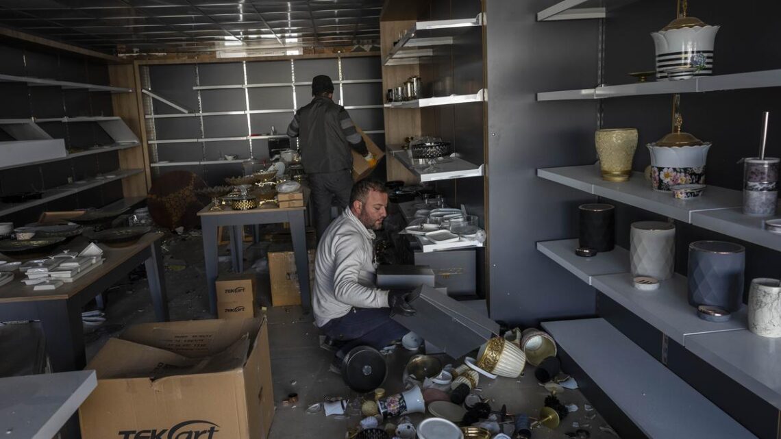 Turkey bans layoffs, offers salary support in earthquake zone Turkey bans layoffs, offers salary support in earthquake zone