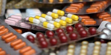 U.S. government to start imposing inflation penalties on drugmakers in 2025