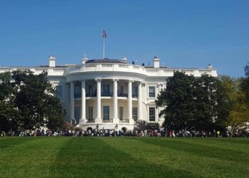 U.S. not flying any balloons over China, says White House