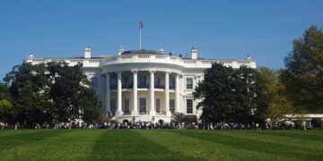 U.S. not flying any balloons over China, says White House