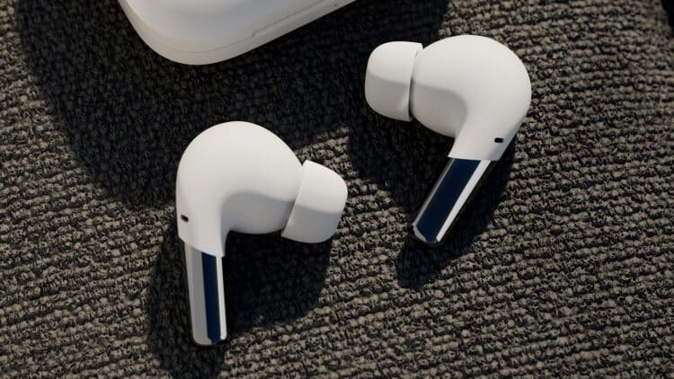 8 Best AirPods Alternatives