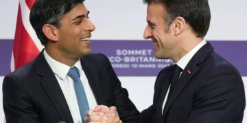British, French leaders seek migration deal in meet; aims to beat Brexit tensions