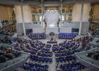 German lawmakers approve plan to shrink bloated parliament