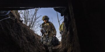 Kyiv says Russia pursuing ‘attempts to encircle’ Bakhmut