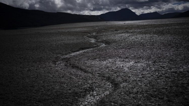 Nations approve key U.N. science report on climate change