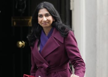 U.K. Minister in Rwanda to reinforce migrant deportation plan