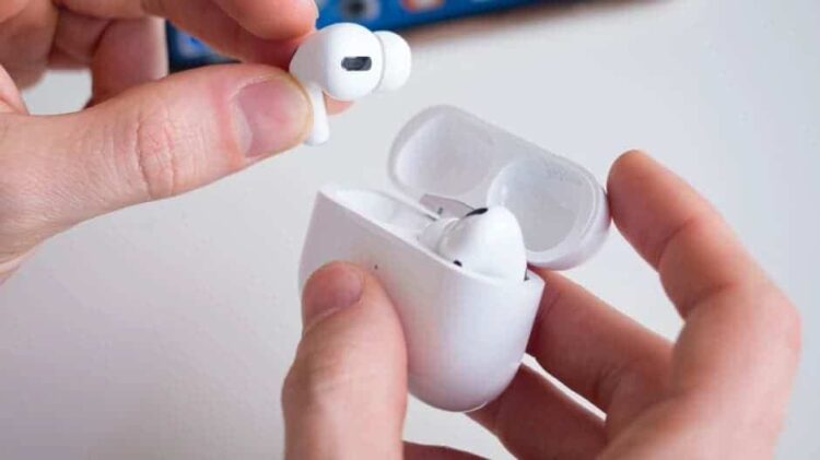 Apple Files A Patent For A New AirPods Pro Feature