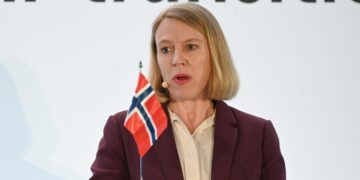 Norway expels 15 Russian diplomats suspected of spying