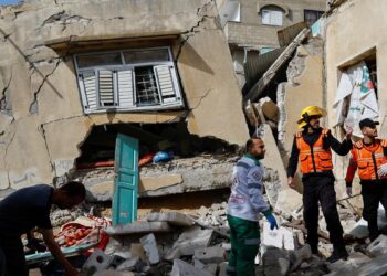 25 dead as Israel, Gaza militants trade fire for third day