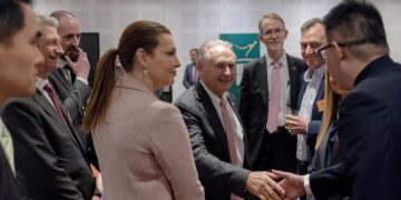 Australian trade minister visits China as part of joint efforts to repair ties