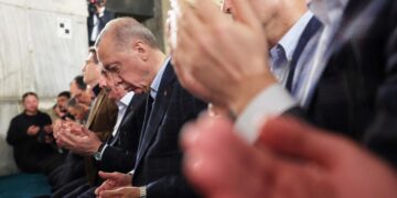 Campaigning in Turkey’s pivotal elections ends, voting nears