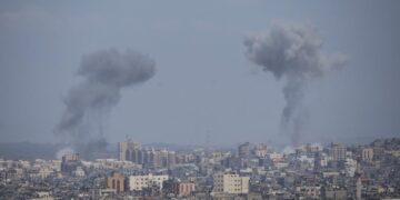 Israel and Palestinian militants in Gaza trade fire; 2 Palestinians killed in West Bank raid