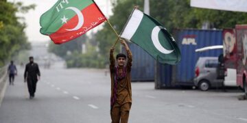 Punjab police to send delegation to search Imran’s home in Lahore tomorrow: Minister