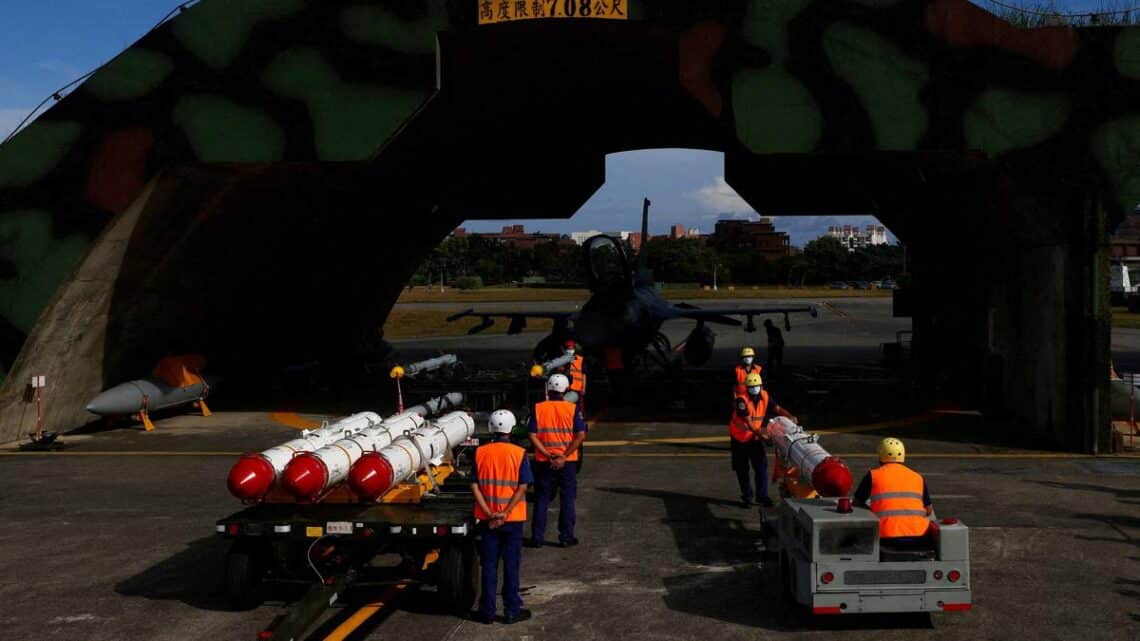 Taiwan in talks for $500 mn weapons package from U.S.: Defence Minister Taiwan in talks for $500 mn weapons package from U.S.: Defence Minister