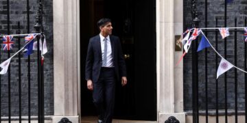 U.K.’s Sunak warns of ‘hard’ test in first date with voters