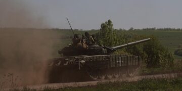 Ukraine claims Bakhmut gains despite Russian denials