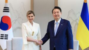 Ukraine’s first lady meets with South Korea’s Yoon