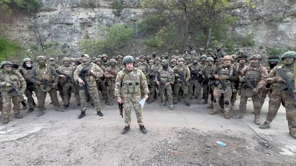 Wagner chief asks Moscow to hand Bakhmut positions to Chechen forces