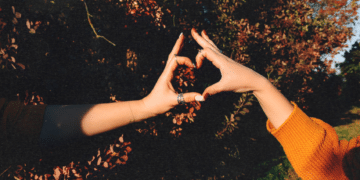 Why going to a psychic on your first date can actually be really fun