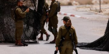 3 Israeli soldiers, Egyptian officer killed in gunbattle at the border