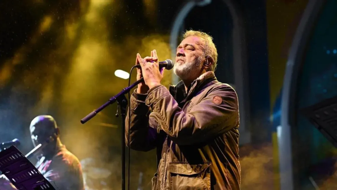 Bollywood Singers That We Miss Listening To