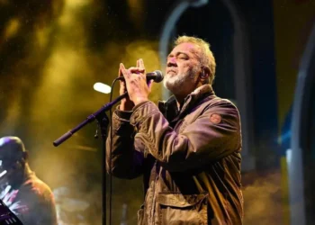 Bollywood Singers That We Miss Listening To