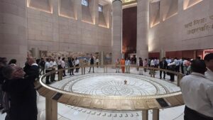 Foucault pendulum | Earth’s rotation on display 