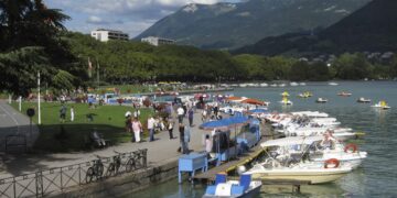 Knife attacker injures several people, including children, in French Alpine town