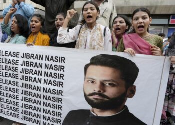 Leading Pakistani human rights lawyer taken by armed men in port city of Karachi, his family says