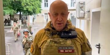 Wagner chief moving to Belarus after Lukashenko-brokered deal to halt march on Moscow