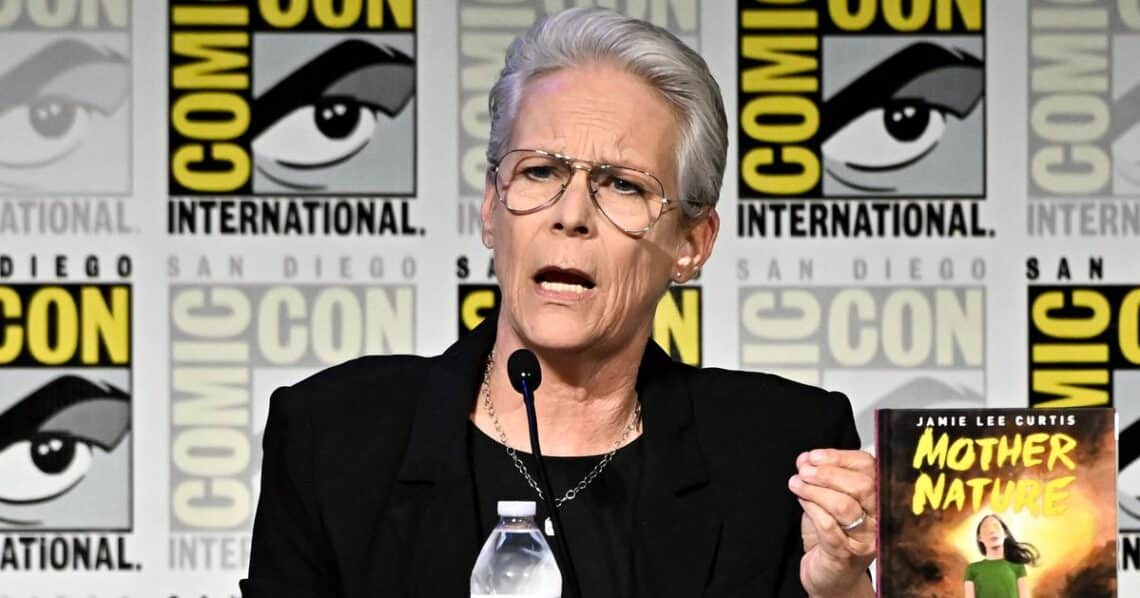 Jamie Lee Curtis Warns Comic-Con Crowd About Climate Jamie Lee Curtis Warns Comic-Con Crowd About Climate