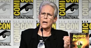 Jamie Lee Curtis Warns Comic-Con Crowd About Climate
