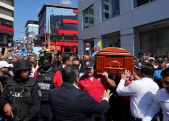 Mayor assassinated in broad daylight as violent crime surges in South American nation