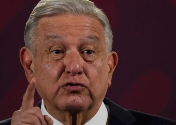 Mexican government forces freight lines to prioritize passenger rail