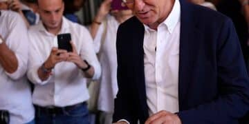 Spain votes in election that could shift power from socialists toward the right, in trend for liberal Europe