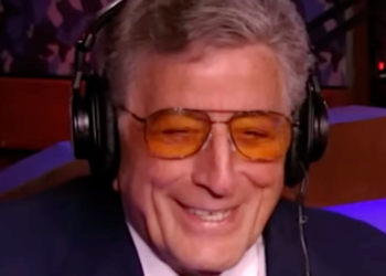 Tony Bennett Reflects On WWII Service With Howard Stern