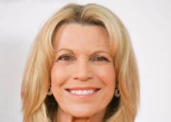 Vanna White Agrees To Partial Deal With 'Wheel Of Fortune': Reports