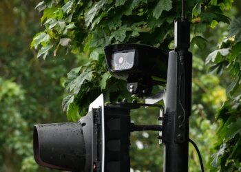 'Blade Runners' take action after London installs cameras to track, fine drivers in the name of climate