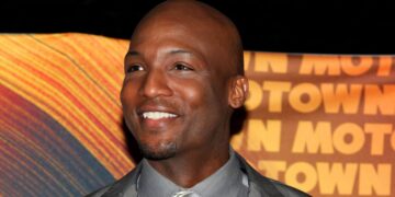 Broadway Actor Clifton Oliver Dead At 47