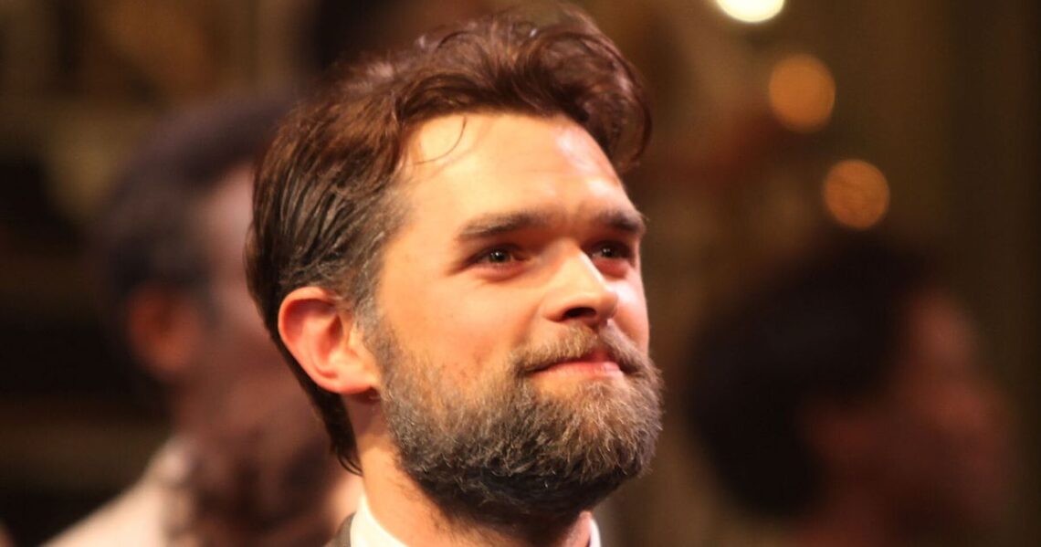 Broadway Star Chris Peluso Dies At 40