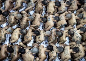 El Salvador deploys 1,000 cops, 7,000 soldiers to rural province in massive gang crackdown