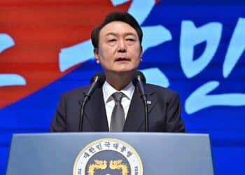 South Korean administration will 'never' pursue end to Korean War, reunification minister says