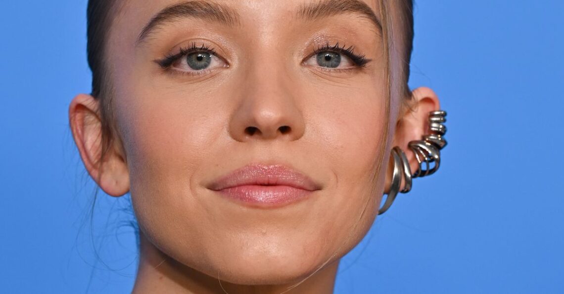 Sydney Sweeney Addresses Glen Powell Romance Rumors