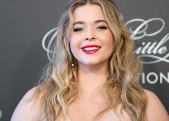 ‘Pretty Little Liars’ Star Sasha Pieterse Opens Up About Her Weight Gain Due To PCOS