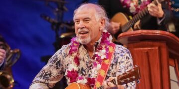 Fans Make The World 'Margaritaville' With Touching Tributes To Jimmy Buffett