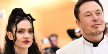Grimes Begs Elon Musk To Let Her See Their Son In Deleted Tweet