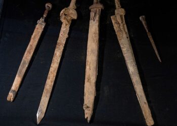 Israeli researchers find 'four 1,900-year-old, excellently preserved' Roman swords in Dead Sea cave