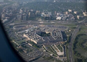 Pentagon looking to develop 'fleet' of AI drones, systems to combat China: report