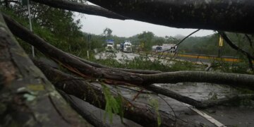 Hurricane Otis, strongest storm in eastern Pacific’s history, tears through Acapulco